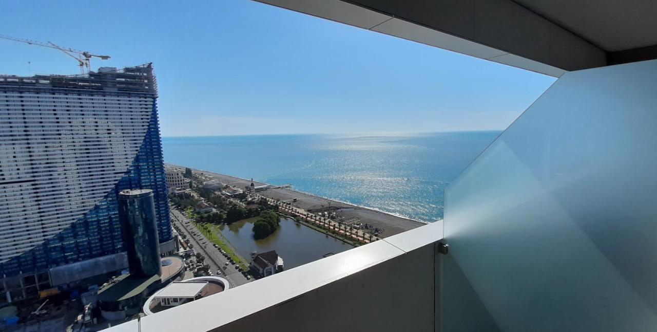 Alliance Palace Sea View Apartment باتومي المظهر الخارجي الصورة