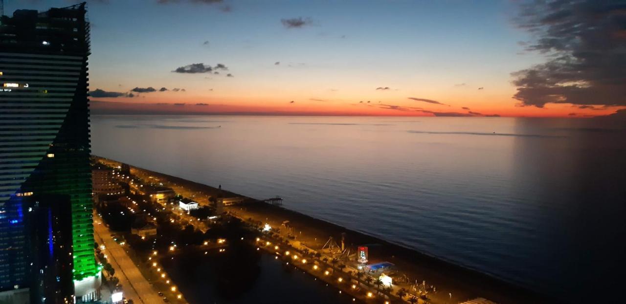 Alliance Palace Sea View Apartment باتومي المظهر الخارجي الصورة