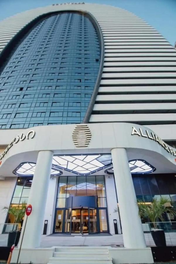 Alliance Palace Sea View Apartment باتومي المظهر الخارجي الصورة